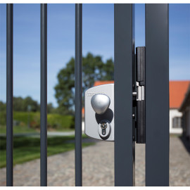 Surface mounted electric strike